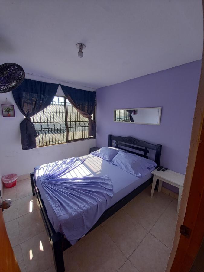 Hostel Shalom Adonai Cartagena Exterior foto