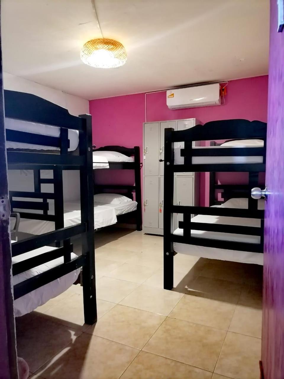 Hostel Shalom Adonai Cartagena Exterior foto