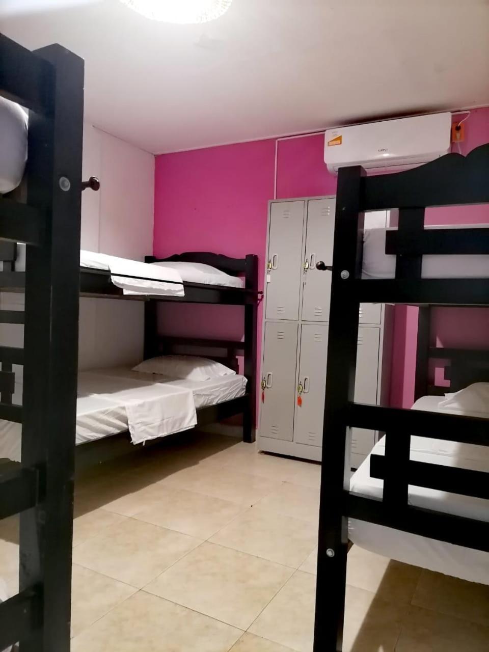 Hostel Shalom Adonai Cartagena Exterior foto
